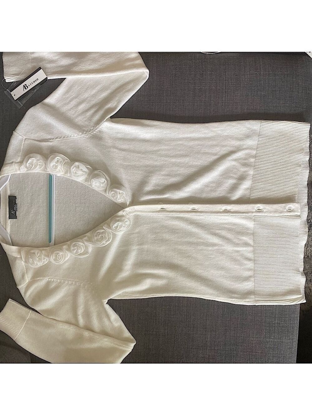 NWT AB Studio Cardigan sweater in White, size small 100%cotton - Picture 8 of 11